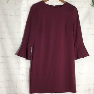 🌼 OLD‎ NAVY BURGUNDY PANACHE POINT BELL SLEEVE DRESS . SIZE SP